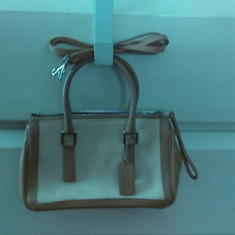 Coach hand bag